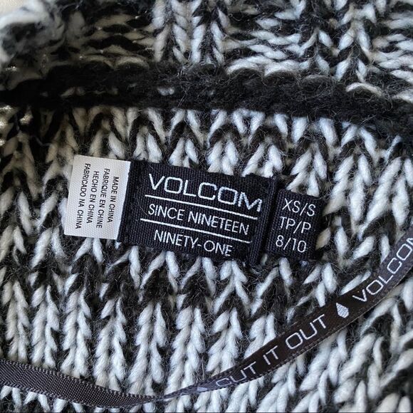 VOLCOM boho fringe sweater cardigan XS/S - Picture 4 of 6